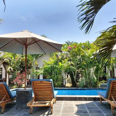 Balengku Dua Apartment Gili Air Exterior photo
