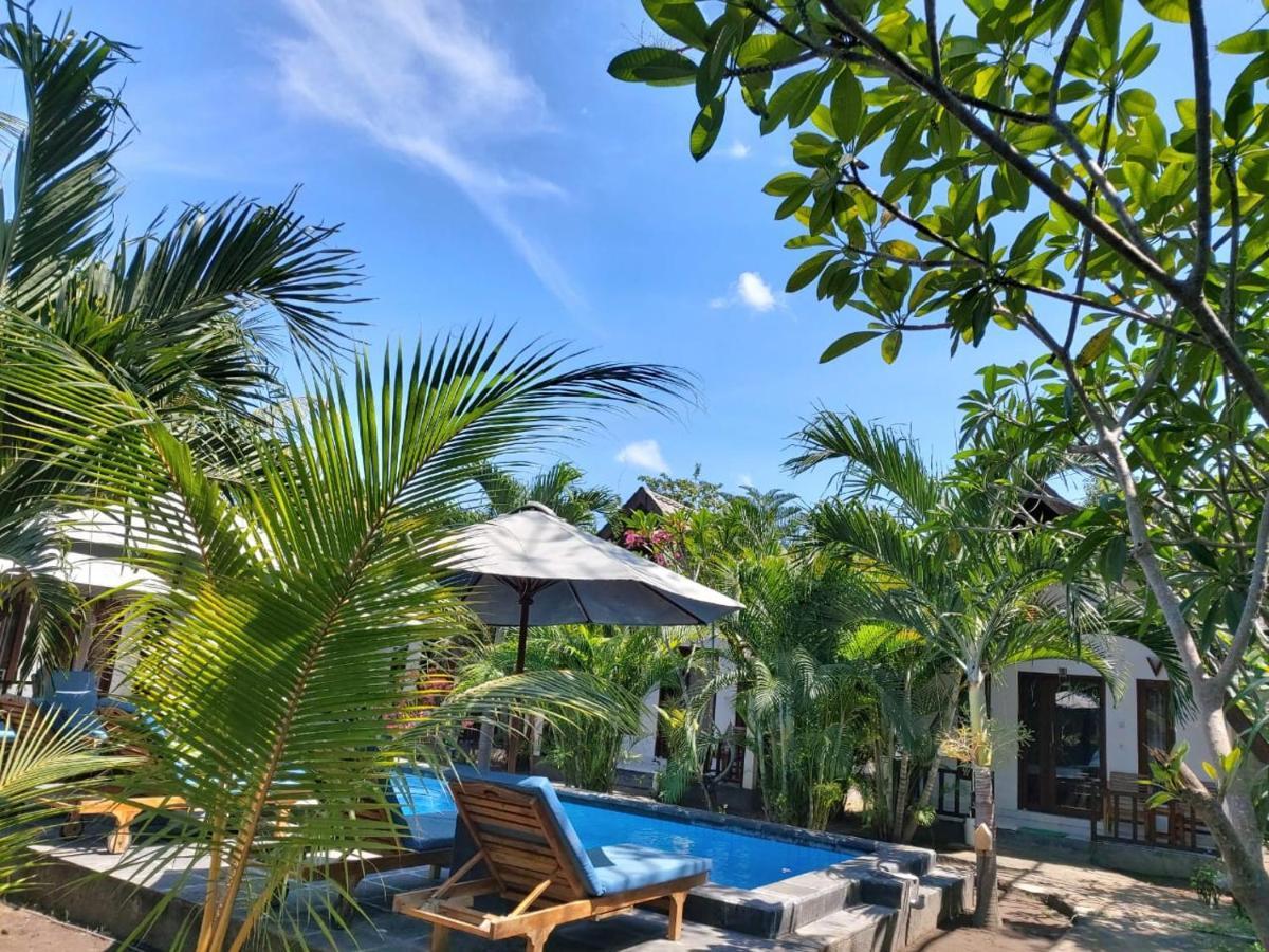 Balengku Dua Apartment Gili Air Exterior photo