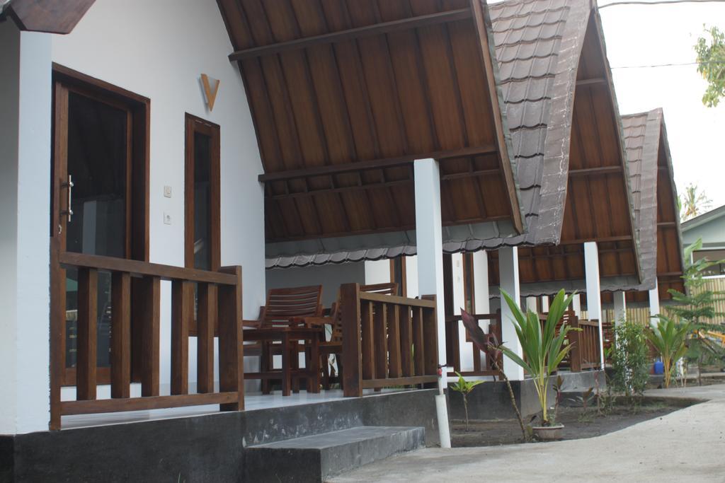 Balengku Dua Apartment Gili Air Exterior photo